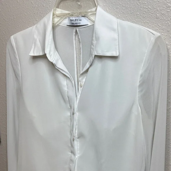 Bailey 44 Vlado‎ White Sheer Long Sleeve Cotton blend Dress Slit Open Back - XS - Picture 4 of 16